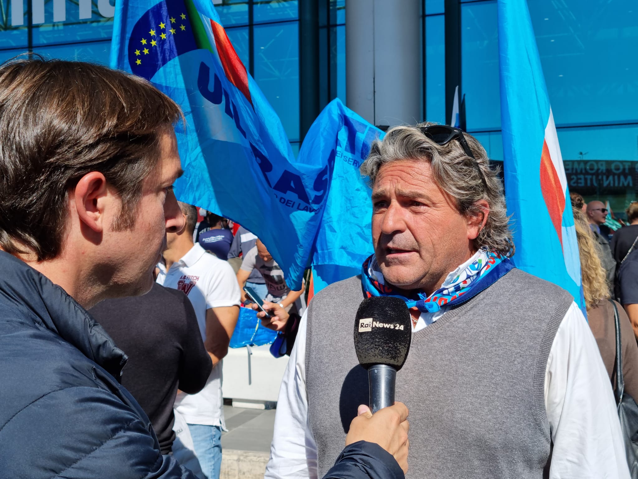 Il Segretario Nazionale, Ivan Viglietti, ai microfoni di Rai news 24 durante la mobilitazione per la Vertenza Alitalia-ITA [VIDEO]