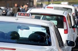 Taxi: decisioni governo unilaterali e sbagliate, non aiutano a risolvere caos settore