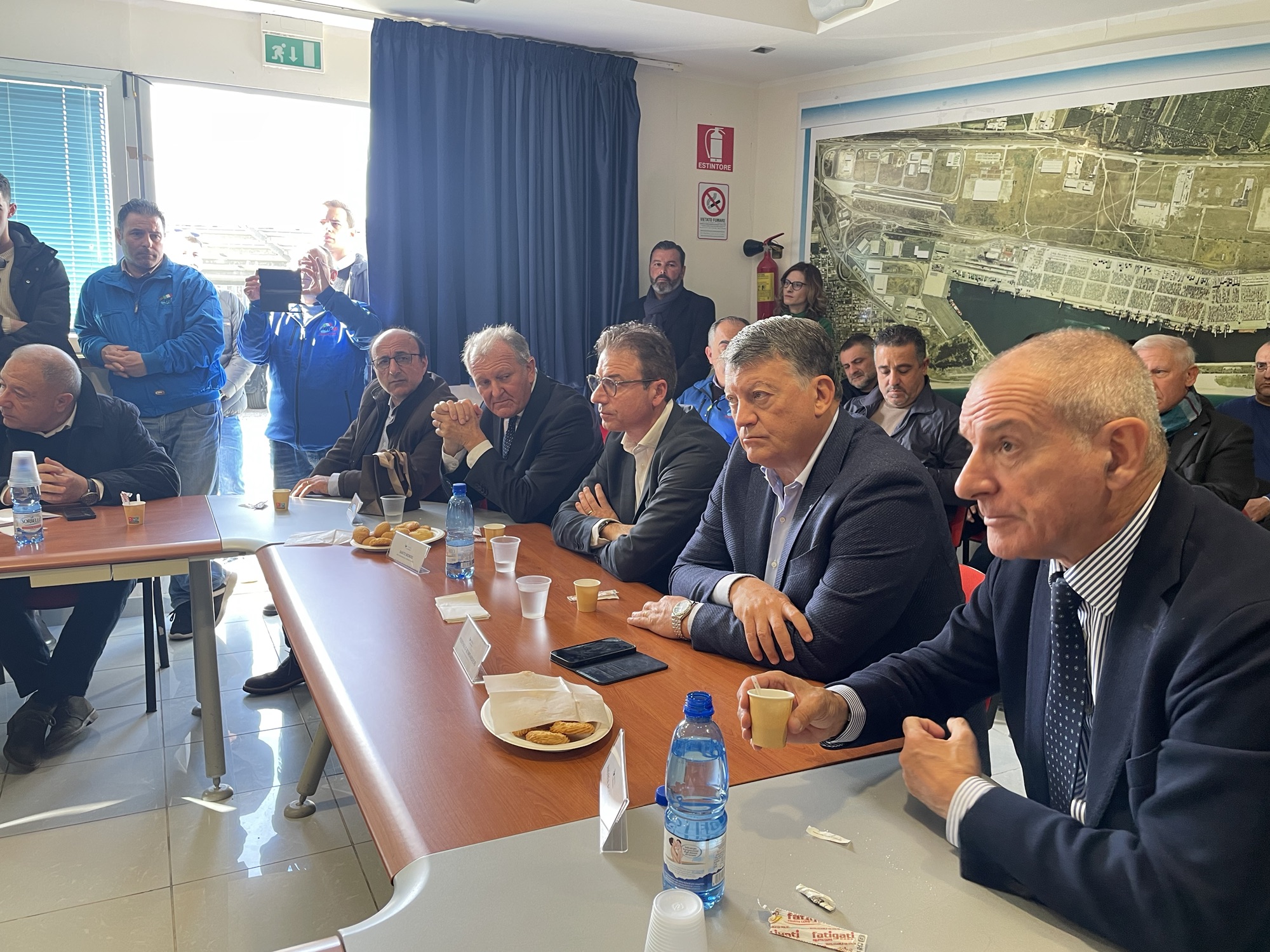 Porto di Gioia Tauro: Bombardieri e Tarlazzi hanno incontrato il presidente dell'autorità portuale Agostinelli