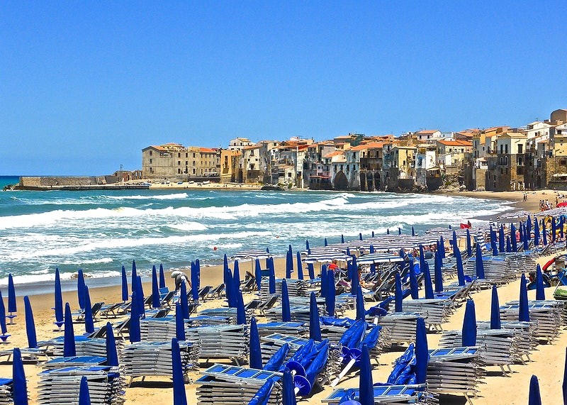 Il mare e le sue spiagge, un bene comune di tutti 