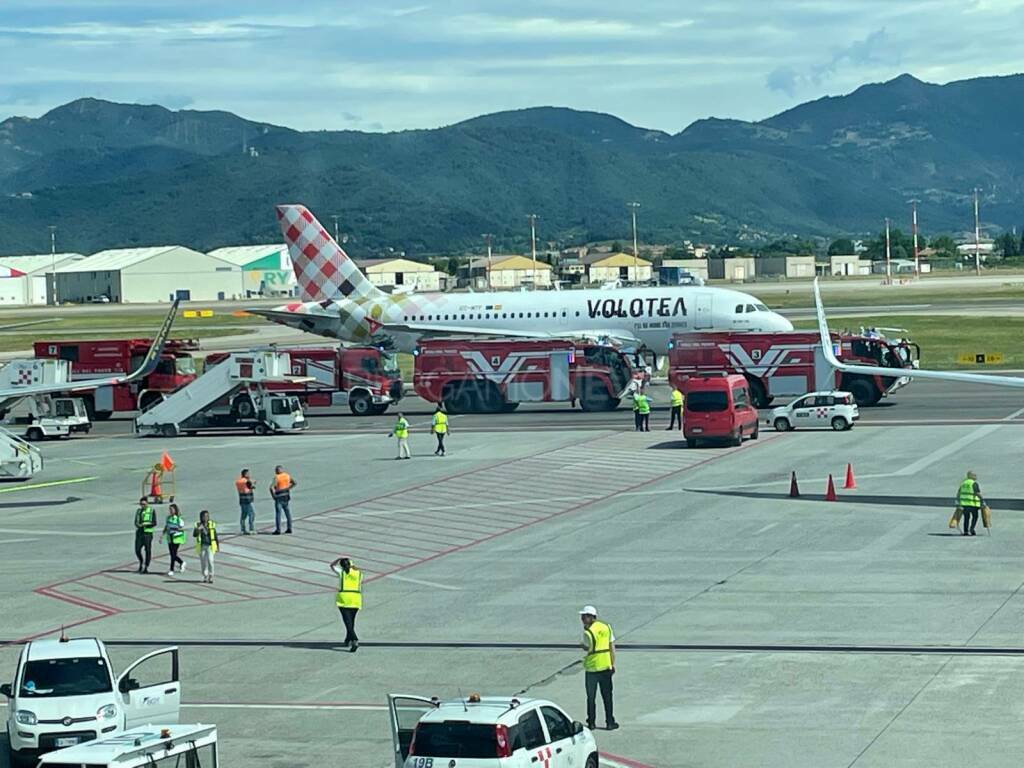Aeroporti: chiesto incontro urgente ad Enac. I lavoratori Security vanno tutelati normati e adeguatamente retribuiti
