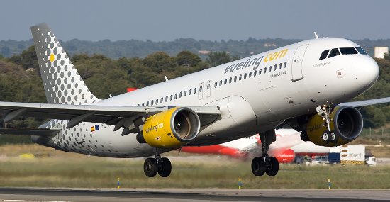 Vueling: Uiltrasporti, Scongiurati i licenziamenti collettivi, ma resta alta l’attenzione sul personale Assistenti di Volo