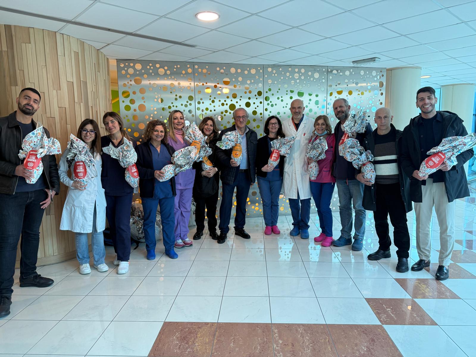 Pasqua di solidarietà al Policlinico di Catania: la Uiltrasporti dona un sorriso ai piccoli pazienti